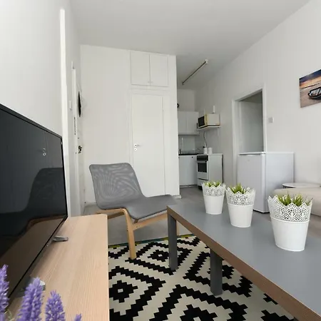 City Sea Green Gardens C5 Декелия